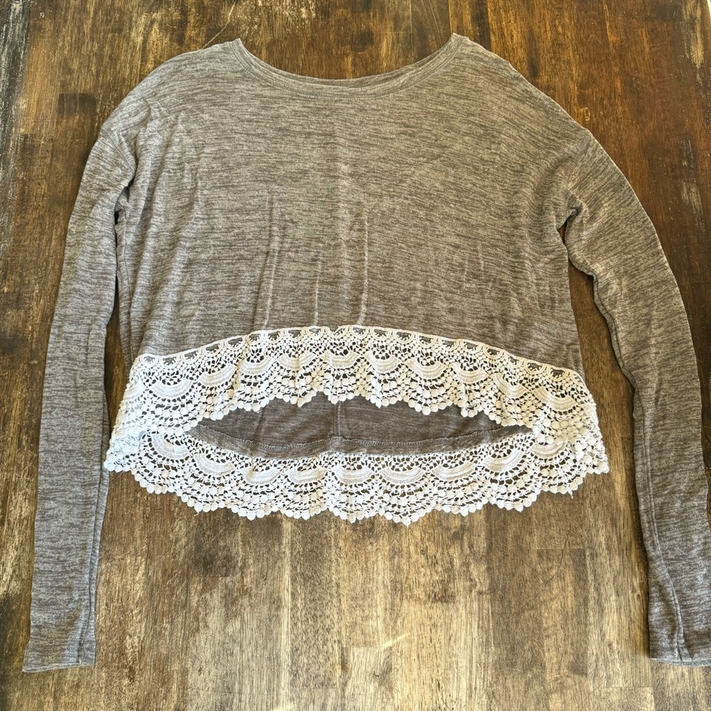Cropped long sleeve Bethany Mota